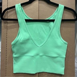 Lululemon Power Pivot ribbed tank top.  Size 2.  NWOT